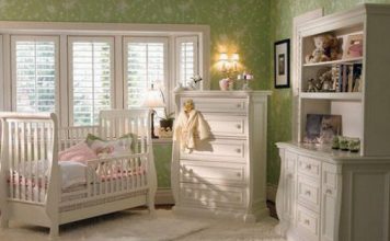 Обои в детскую комнату