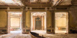 Строения, выполненные из клееного бруса