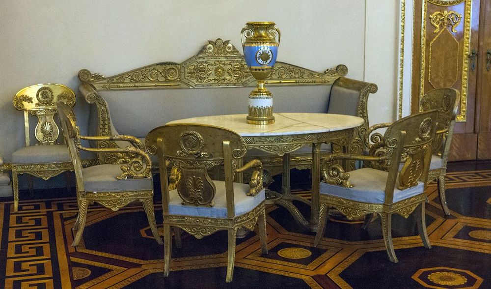 Изготовление криволинейных деталей стульев, кресел и диванов