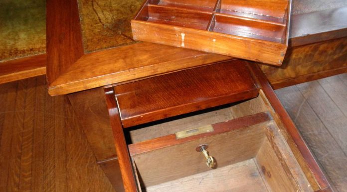 Ящик стола-серванта