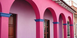 Облицовка дома и краска для фасада