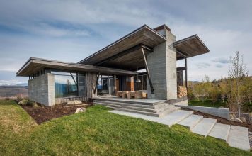 Частный дом из бетона