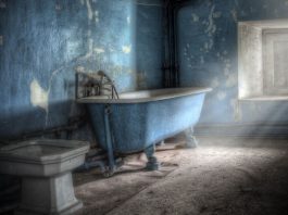 Старая ванна